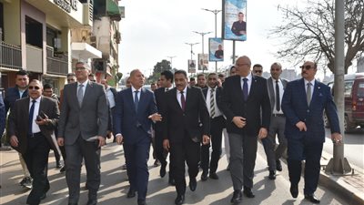 محافظ القليوبية يفتتح معرض 