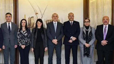 ممثلو القطاع الخاص بالقومى للأجور: أمان الحياة الاجتماعية للعمال جزء من استقرار العمل 