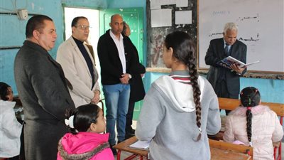 وكيل تعليم الإسماعيلية يواصل جولاته الميدانية للوقوف علي انتظام سير العملية التعليمية 