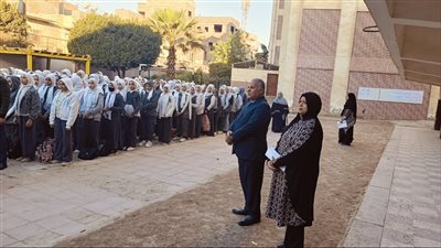 جولة ميدانية صباحية لمدير تعليم الفيوم بالمدارس
