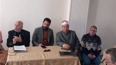 محافظ أسيوط يؤكد ضرورة تضافر الجهود لتحسين الخصائص السكانية