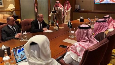  الحفني يلتقي رئيس الهيئة العامة للطيران المدني السعودي