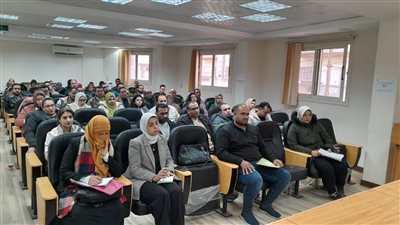 وكيل صحة البحيرة يترأس اجتماعًا بمسئولى الإدارات الصحية بأبو المطامير 