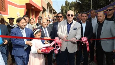 محافظ بني سويف يفتتح مشروع إعادة تأهيل 80 منزلا بقرى ناصر