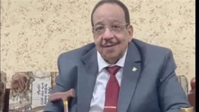 عزاء اللواء فاروق حمدان بمقر العائلة بسوهاج