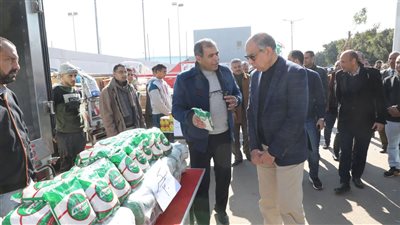 محافظ المنيا يشهد إطلاق قافلة متنقلة لبيع السلع الغذائية  بملوى