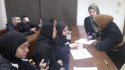 جامعة القناة تنظم زيارة لطالبات المدرسة الفندقية إلى المتحف التعليمي بكلية السياحة والفنادق