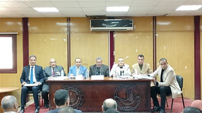 وكيل تعليم البحيرة يترأس لجنة إختيار 160موجه 