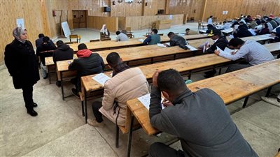 انتهاء امتحانات الدراسات العليا بكلية الحقوق بجامعة جنوب الوادي