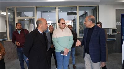محافظ المنيا: تطوير منظومة الخدمات الصحية على رأس الأولويات 
