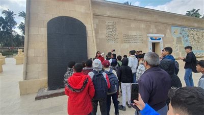 تعليم الفيوم تنظم رحلة للطلاب إلى القرية الفرعونية وقصر محمد علي