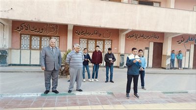 إحالة مدير ووكيل مدرسة وعدد من المعلمين بالفيوم للتحقيق 