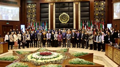 تحديات جديدة بعصر الاقتصاد المعرفي.. محور مناقشة المجلس الاستشاري بالأكاديمية العربية للعلوم