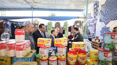  محافظ كفر الشيخ يتفقد معرض «أهلًا رمضان» بحديقة العائلات بفوه