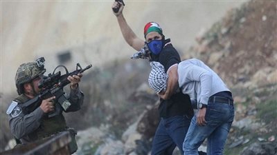 قوات إسرائيلية خاصة تقتحم البلدة القديمة في نابلس وتصيب مواطنًا 