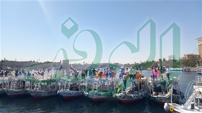 إنطلاق ديفيلية المراكب الشراعية واللنشات على صفحة نهر النيل بأسوان 
