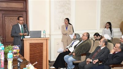 ملتقى الخريجين والتوظيف لطلاب كلية العلوم جامعة عين شمس 