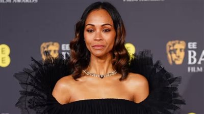  الأسود يهيمن على السجادة الحمراء في حفل توزيع جوائز البافتا 2025