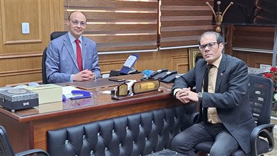 رئيس مجلس إدارة المستشفيات الجامعية بالمنوفية يتفقد أعمال التجهيزات والإنشاءات 