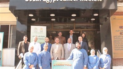 جامعة أسيوط تنفذ قافلة علاجية وتوعوية في الأسنان لمعهد جنوب مصر للأورام