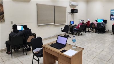 قصور الثقافة تطلق أولى فعاليات دورة تكنولوجيا المعلومات بحي الأسمرات