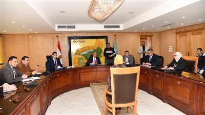 محافظ الفيوم يوجه بتوفير الرعاية الطبية اللازمة لعدد من الحالات المرضية