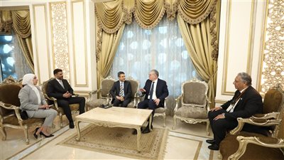 وزير البترول والثروة المعدنية يلتقي وفد شركة هني ويل العالمية