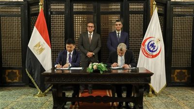 وزير الصحة يشهد توقيع بروتوكول لبدء نشاط أول مصنع لإنتاج أجهزة الموجات فوق الصوتية