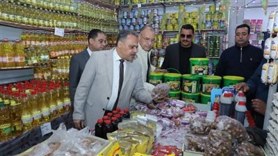 الأشموني يفتتح معرض أهلاً رمضان بالحسينية ويُقرر خفض أسعار بعض المواد الغذائية 