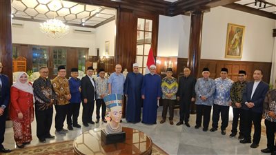 سفير مصر في إندونيسيا يثمن جهود الأزهر في خدمة الإسلام والمسلمين