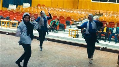 طلاب الفنون الشعبية بجامعة الزقازيق يشاركون في نهائيات «إبداع 13» 