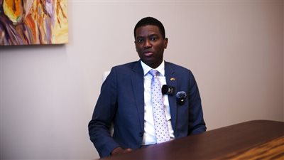 رئيس وزراء غرينادا يطالب أوروبا بالاعتذار والتعويض عن العبودية 