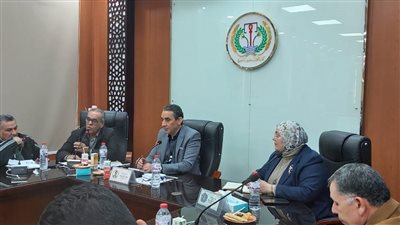 جلسة تحضيرية لملتقى التوظيف الأول بـ