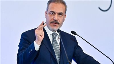 وزير الخارجية التركي يدعو إلى رفع العقوبات المفروضة عن سوريا