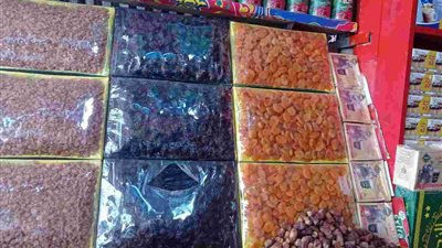 بـ«الياميش والمكسرات».. أسواق البحيرة تستعد لشهر رمضان 