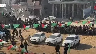 جيش الاحتلال يعلن تسلمه محتجزين من لجنة الصليب الأحمر