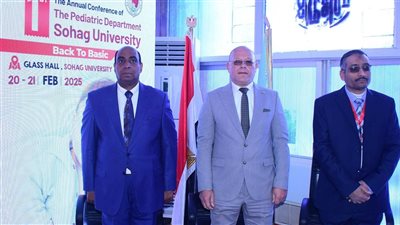 رئيس جامعة سوهاج يفتتح المؤتمر العلمي السنوي الأول لقسم طب الأطفال 