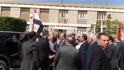 سقطة لوزير التموين في قـنا: 