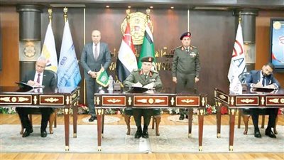 توقيع عقد اتفاق بين الكلية العسكرية التكنولوجية و«القابضة للأكاديمية المصرية لعلوم الطيران» و«سافز»