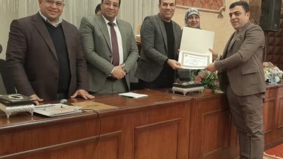 وكيل صحة البحيرة يشهد تكريم خريجي الدبلومات المهنية