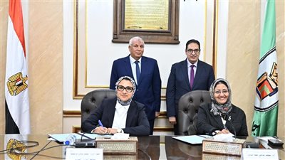 بروتوكول بين جامعة القاهرة والوادي الجديد لاستخدام النانوتكنولوجي في زيادة الرقعة الزراعية