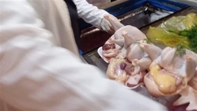 ضبط 10 طن لحوم مجمدة ومصنعات لحوم ودواجن في حملات تفتيشية ببلبيس والعاشر من رمضان