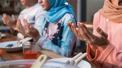 فطرت أيام في رمضان الماضي ولم أقضها حتى الآن.. ماذا أفعل؟