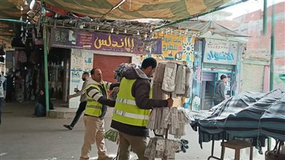  إزالة 329 مخالفة إشغال طريق بالبحيرة 