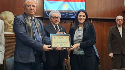 اتحاد الكتاب يسلم جوائزه للفائزين ويعلن رفض التهجير 