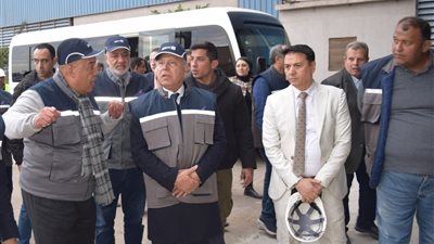 العشري يشكر القيادة المصرية على دعمها للمستثمرين وتسهيل الإجراءات لدعم الصناعة المصرية