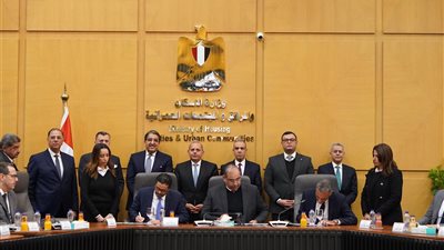 بنك مصر يوقع بروتوكول لتيسير عمليات الدفع والتحصيل لمبادرة بيتك في مصر