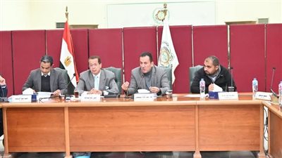 مجلس أمناء العاشر من رمضان يستعرض مشروعات تنموية وخدمية جديدة
