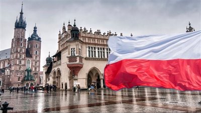 بولندا تنشر طائرات لتأمين مجالها الجوي خلال قصف روسي على غربي أوكرانيا