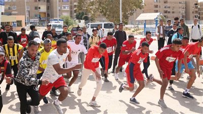 فوز 6 طلاب بالمراكز الأولي في ماراثون جامعة جنوب الوادي